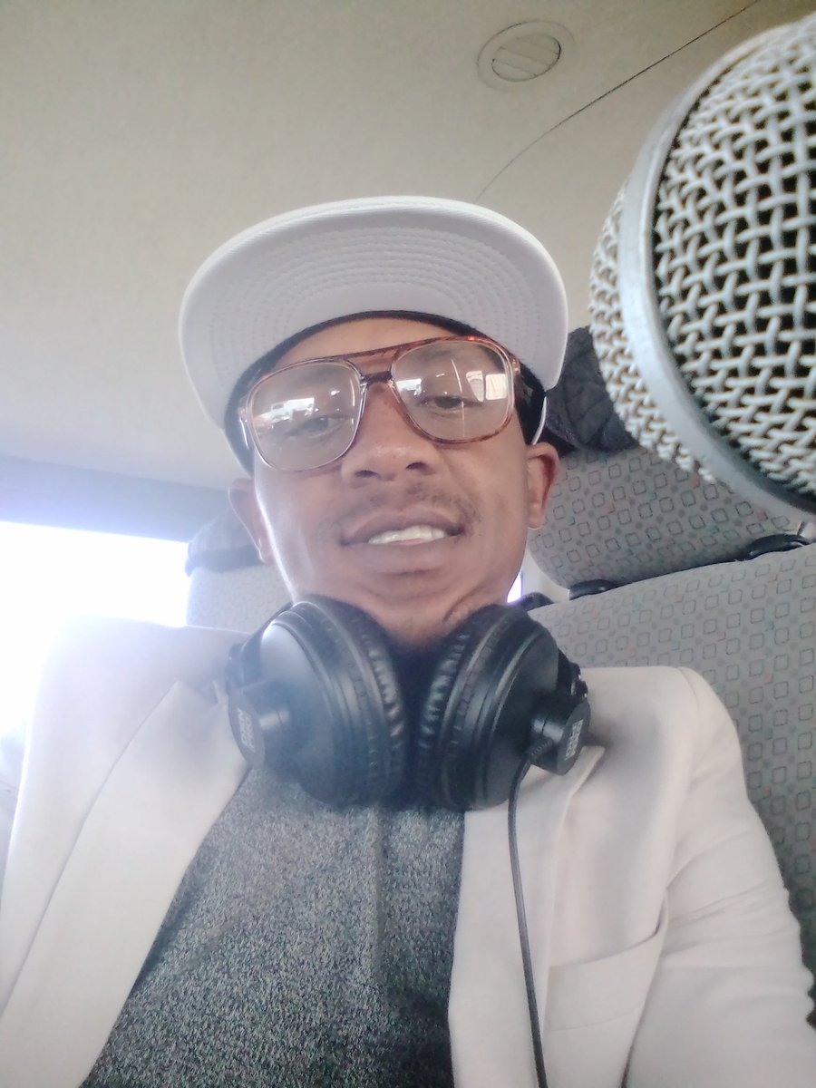 Ndodana  kabhuti MrCute abanye  bathi uMr C-on