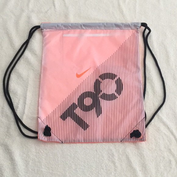 So good I had to share! Check out all the items I'm loving on @Poshmarkapp from @JennyMaeDecay #poshmark<a href="/tag/fashion"class="tags"><span>#fashion</span></a><a href="/tag/nike"class="tags"><span>#nike</span></a><a href="/tag/shopmycloset"class="tags"><span>#shopmycloset</span></a><a href="/tag/style"class="tags"><span>#style</span></a><a href="/tag/poshmark"class="tags"><span>#poshmark</span></a>