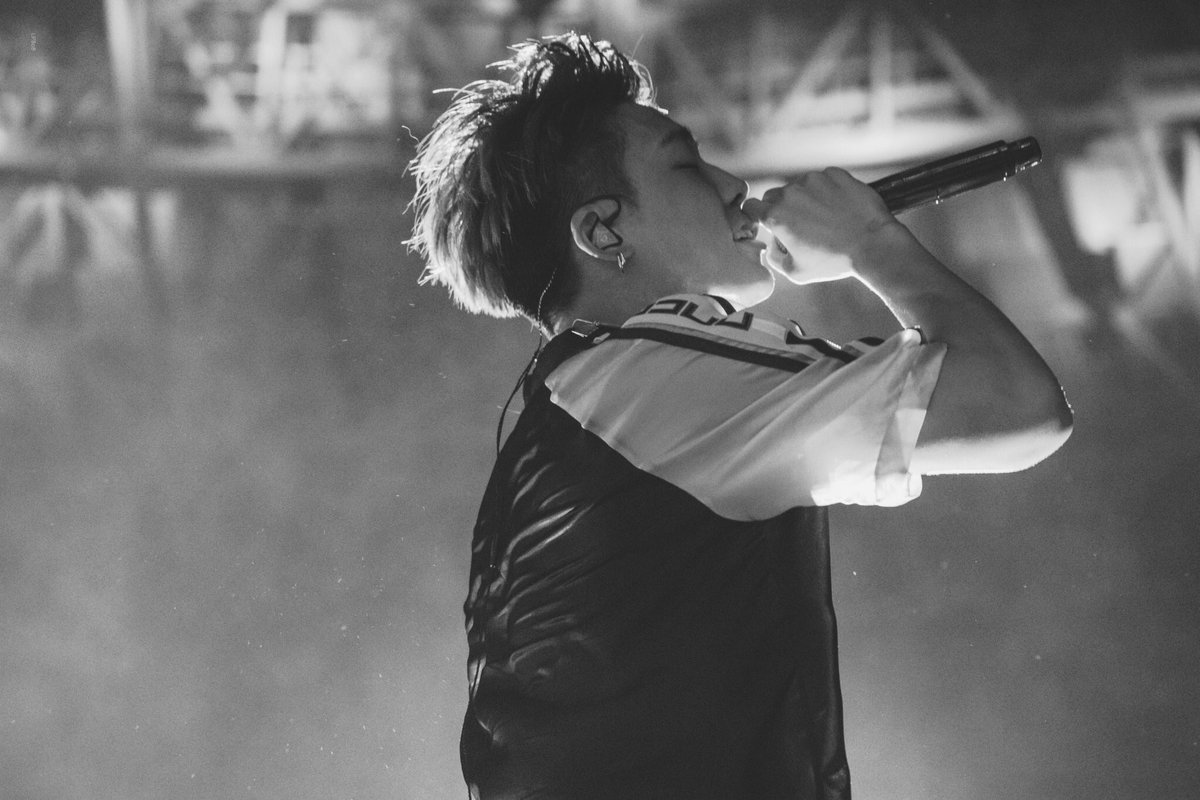 complexones's tweet image. The person i stan
He is beautiful
Not just in look
Just in what he is.
#BOBBY #iKON