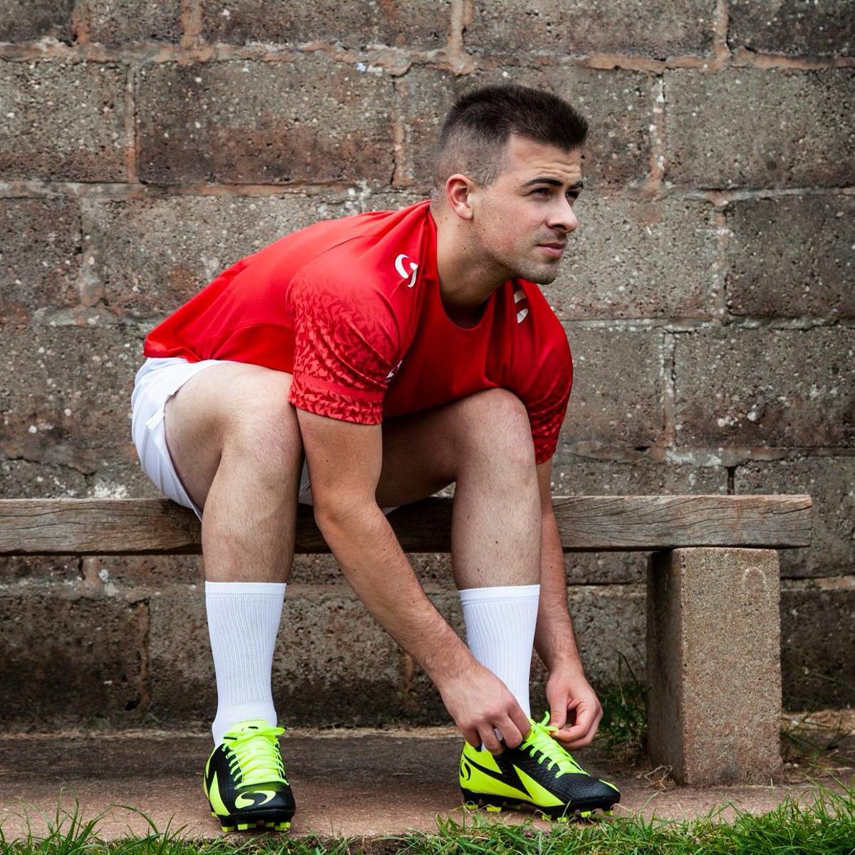 SondicoUK's tweet photo. Ready for anything.

Who's lacing up the boots and playing this weekend?

Shop the Venata boots here: https://t.co/NnR2HZa4li https://t.co/dUJ8RICqMU