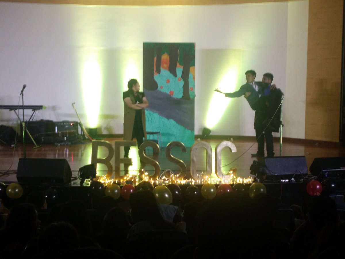 BESSOCOFFICIAL's tweet photo. Let us take a journey to the past with the performance of 1BES3's "Anastasia"!
#BESWeek2018
#CenterStage
#CurtainCall https://t.co/mbWP2fk44s