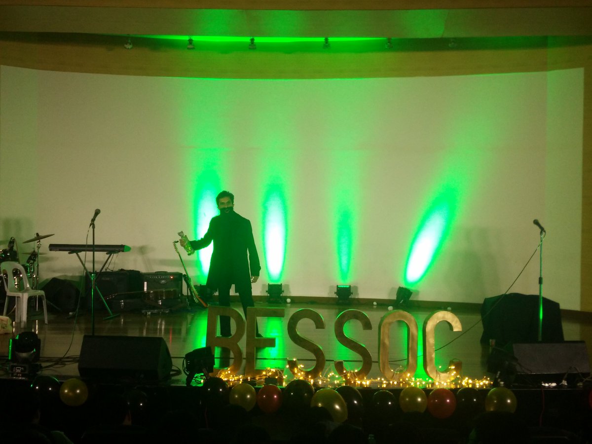 BESSOCOFFICIAL's tweet photo. Let us take a journey to the past with the performance of 1BES3's "Anastasia"!
#BESWeek2018
#CenterStage
#CurtainCall https://t.co/mbWP2fk44s