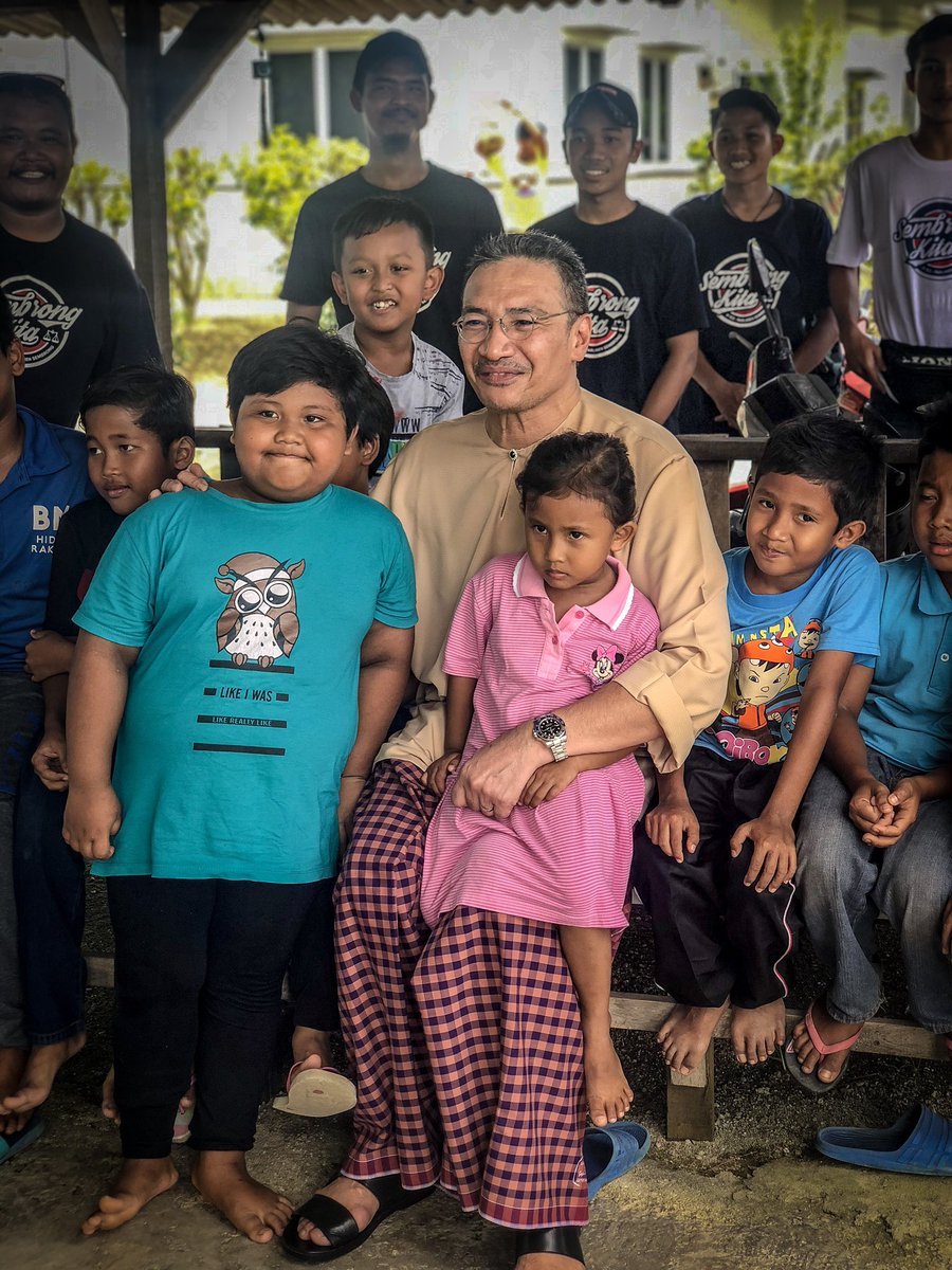 “Masa depan mereka banyak bergantung pada keputusan dan tindakan kita pada hari ini, janganlah kita sia-siakan” - DS <a href="/HishammuddinH2O/">Hishammuddin Hussein 🇲🇾</a>