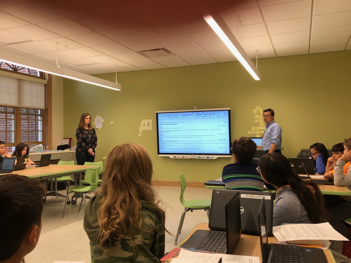 Aberman24's tweet photo. Thanks to Mr. Tomizawa and Ms. Turner we are learning how to evaluate the validity of online resources. @EdgewoodNews #EdgewoodProud https://t.co/0g8Yhkg2Ci