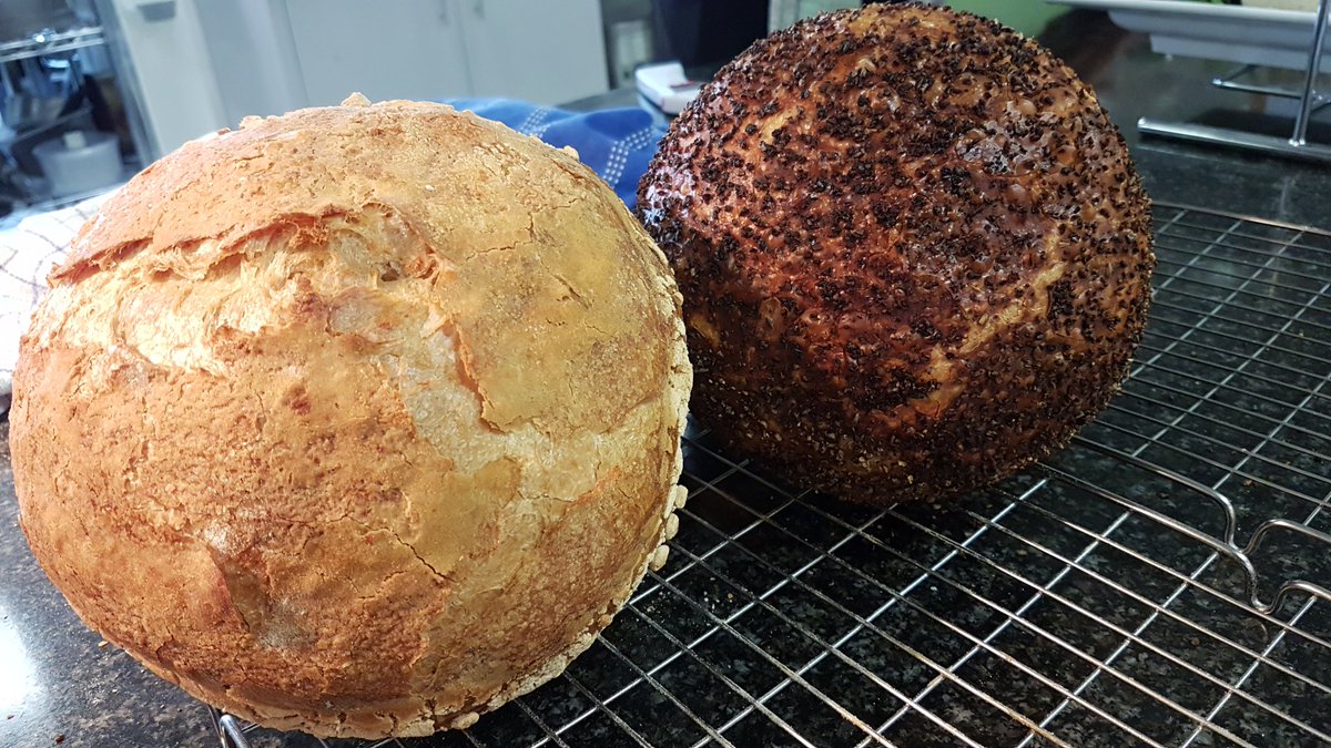JoeParke8's tweet photo. Two types of freshly baked sourdough today @starbistro.
White sourdough and a nuttimalt coated sourdough. Come and get it while it's warm!
#realbread #sourdough #nationalstar #realisingaspirations #nuttimalt #muntons #malt #maltedsourdough #freshbread https://t.co/91ypisDsxU