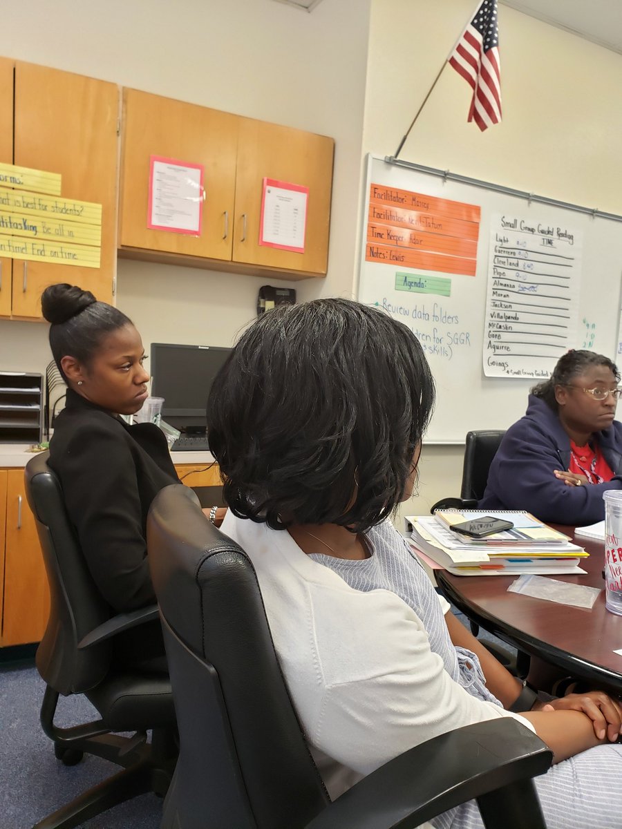 PAULANEVIL2's tweet photo. @harlean_beal Empowering students with professional growth! #growingstudents#everyday 
@harlean_beal 
@FWISDCurriculum @FortWorth_ISD https://t.co/2po7xPQkHi