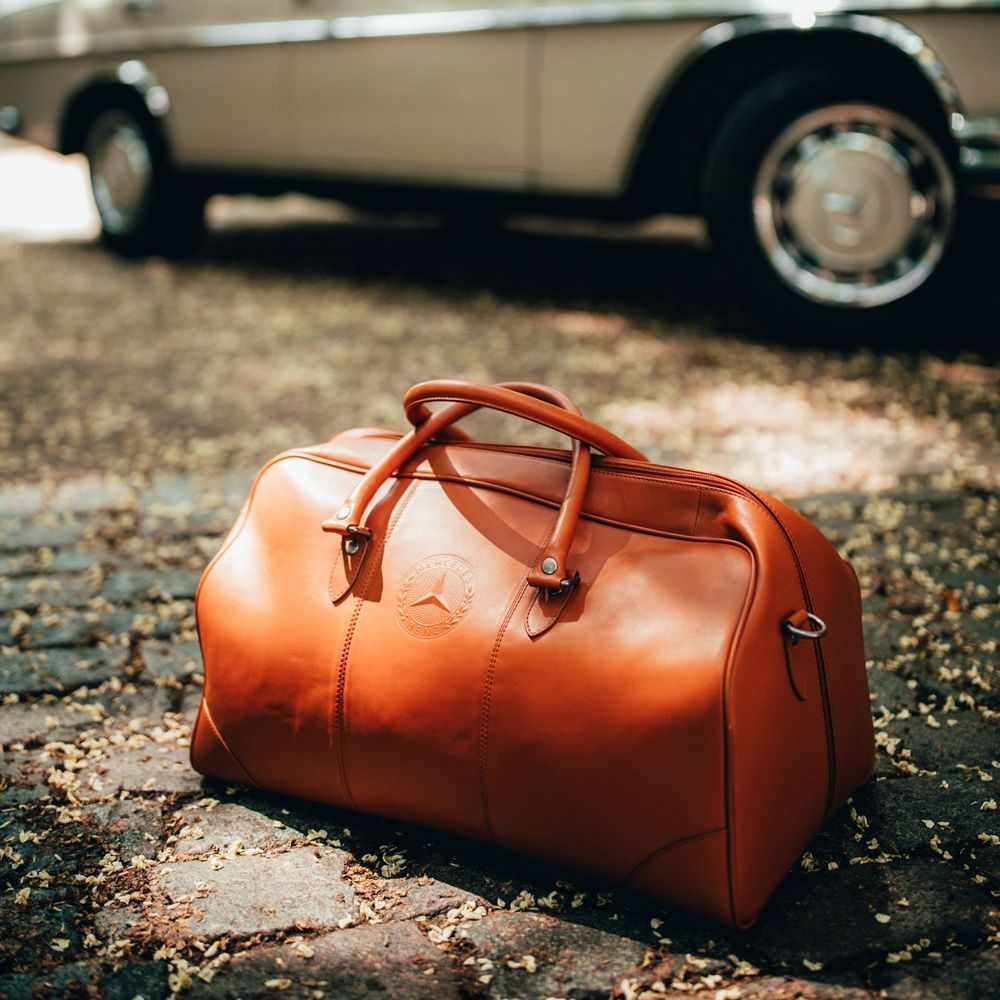 X \ Mercedes-Benz Museum على X: It's never too late to show classic style!  Man we really love that classic leather bag. Grab your own now. Click here:   #MBclassic #W108 Pics