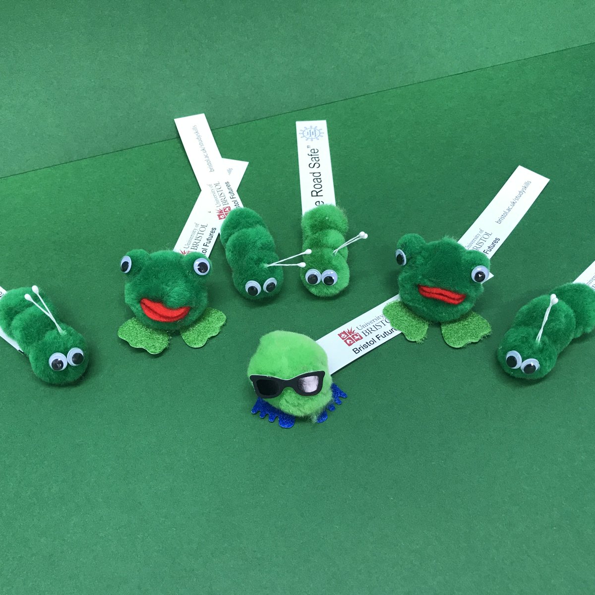 promoco25's tweet photo. Today is GREEN day check out some of our greatest green products &amp; give us a call if you're looking for colour specific promotional products to promote your brand or business on 01482 222227. These desk bugs get everywhere which is exactly what you need from your #promocoproducts https://t.co/3lDPb1BvL8