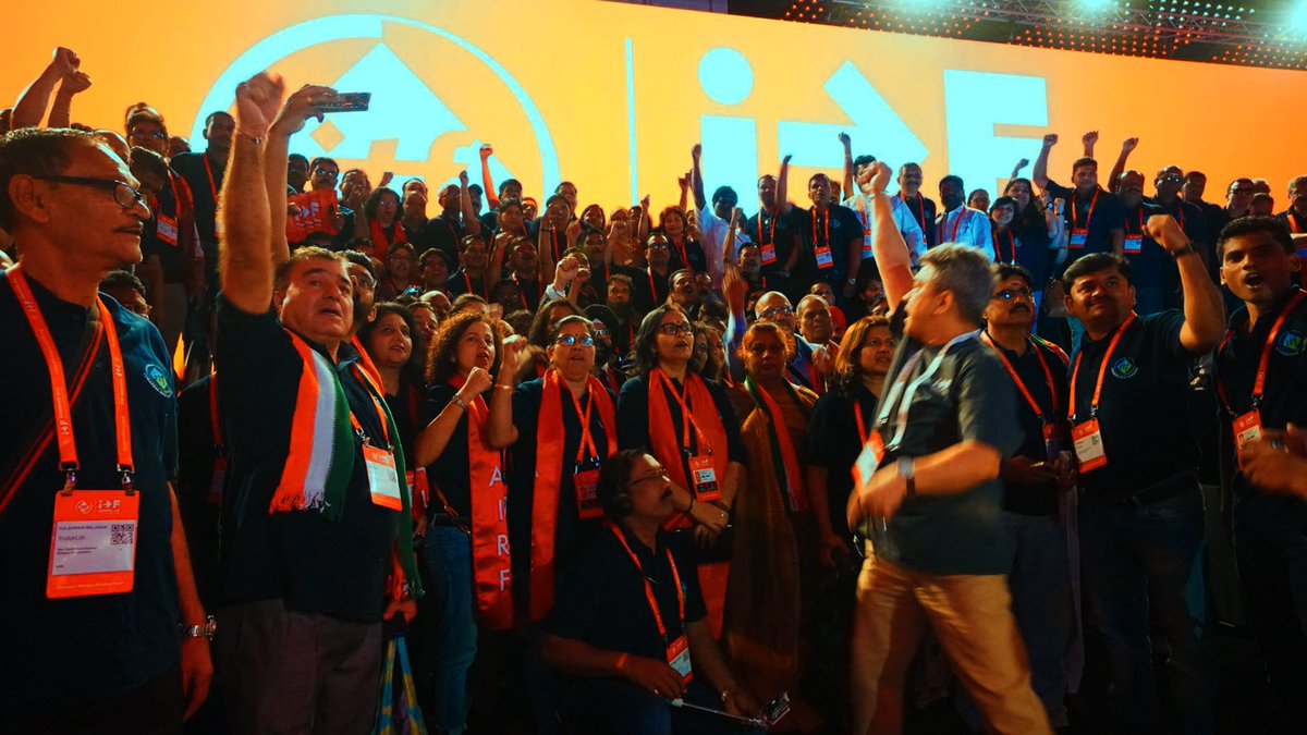 ITF_DelhiOffice's tweet photo. Strong Contingent of Indian #TransportWorkers at #ITFCongress2018, Singapore
#WeAreITF #ITF_Delhi_Office #TeamIndia #ITFfutureofwork #YourCongressYourVoice https://t.co/6wWQXuSqyb