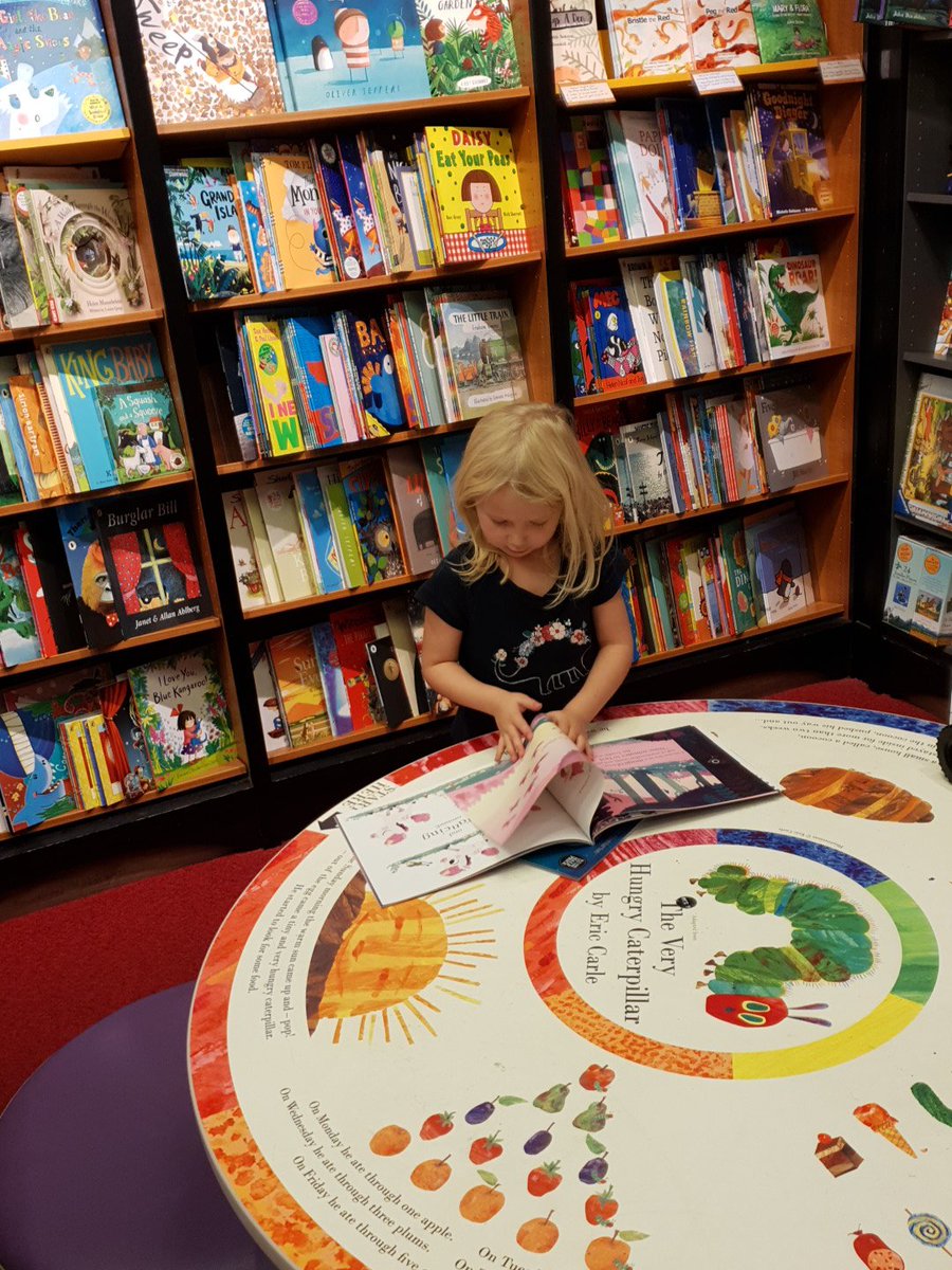 MrsH_Preston's tweet photo. @stgeorgesce a lovely morning in @Waterstones extreme reading and deciding which book Morgan would like the buy... https://t.co/3LiOR0AzPd