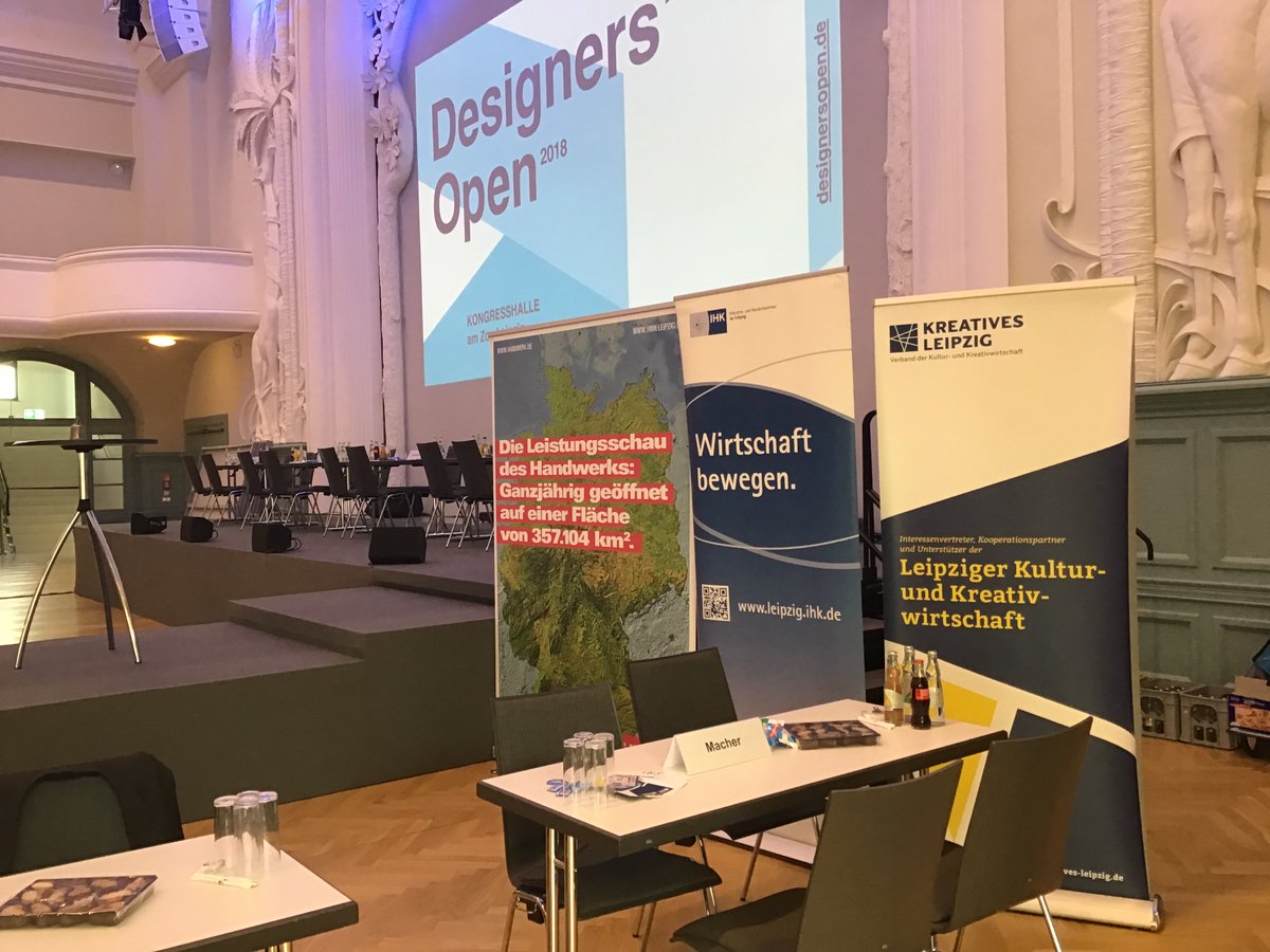 ihkzuleipzig's tweet photo. Die Bühne für kreative Kooperationen ist bereitet… am Eröffnungstag der @DesignersOpen in #Leipzig gibt es wieder das Business Speed Dating "Macher treffen Gestalter", gemeinsam organisiert von IHK, HWK u Kreatives Leipzig. Gleich geht’s los... #do18 @hwkleipzig @KreativLeipzig https://t.co/Qkuk3yio1b