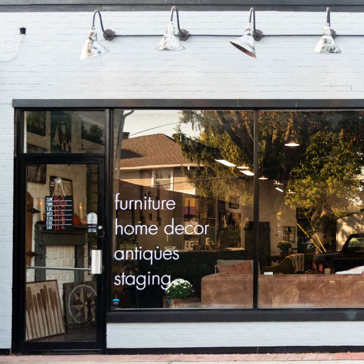 foundry317's tweet photo. We're new in town -- come check out our modern space featuring vintage styles! https://t.co/vfM2fWVk9I