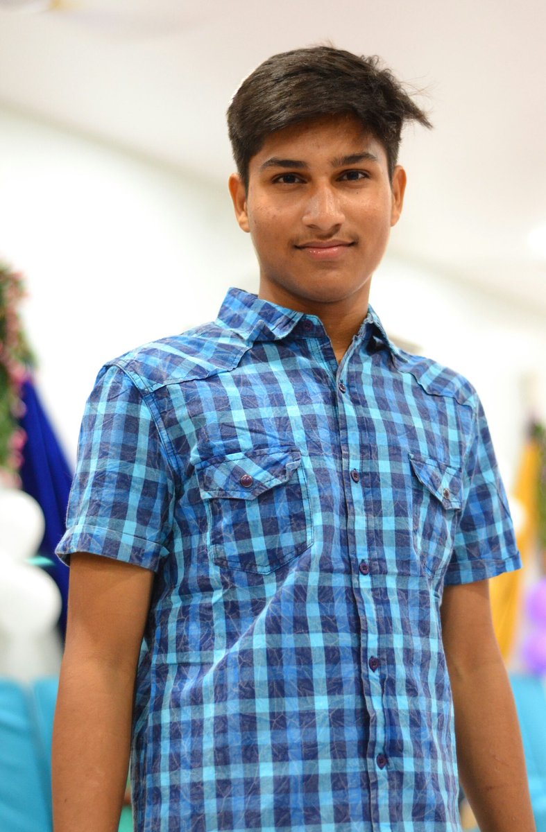 shashank87singh's tweet image. &quot;अगर एक हारा हुआ इंसान हारने के बाद भी मुस्कुरा दे 
तो जीतने वाला भी जीत की खुशी खो देता है&quot;
        &quot;ये है मुस्कान की ताकत&quot;