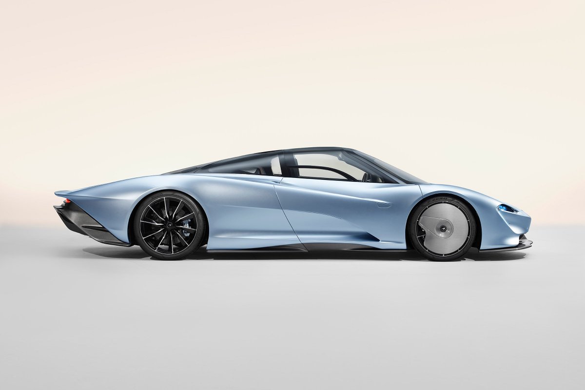 evomagazine's tweet photo. So this is the new #McLaren Speedtail - a 1038bhp, 250mph, £1.7m successor to the incredible #F1 -  https://t.co/Yox3GsTG1b https://t.co/Cbz9An9I19