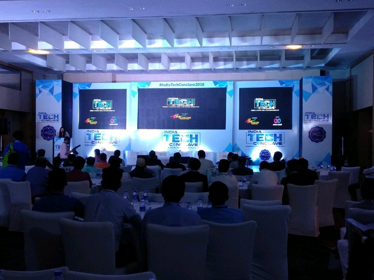 bhavanabhatia's tweet photo. A glimpse of the India Tech Conclave 2018
.
.
.
#AI #FMCG #indiatechconclave #events #anchor #emcee https://t.co/RUD8KDjYEb