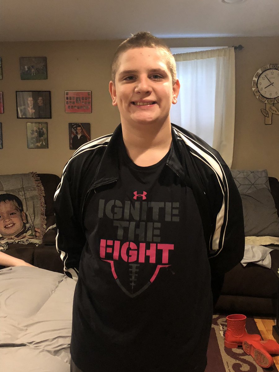 JesiMoser's tweet photo. Pink out Day! Ignite the Fight! π #NMSSpiritWeek @BethlehemAreaSD @NMS_Athletics @NitschmannMS @CalypsoES https://t.co/IPMzcmRZDS