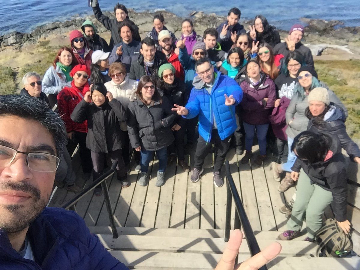 erasmomac's tweet photo. Ayer en #FuerteBulnes 😃, Curso de #Biodiversidad de #Algas de la #Patagonia. El curso de macroalgas mas austral del mundo!!! 💪. the southernmost macroalgal course in the whole world!!😵 #Macroalgae #Biodiversity #Taxonomy #PuntaArenas #Chile #fuertebulnes https://t.co/LJhmlN8R5M