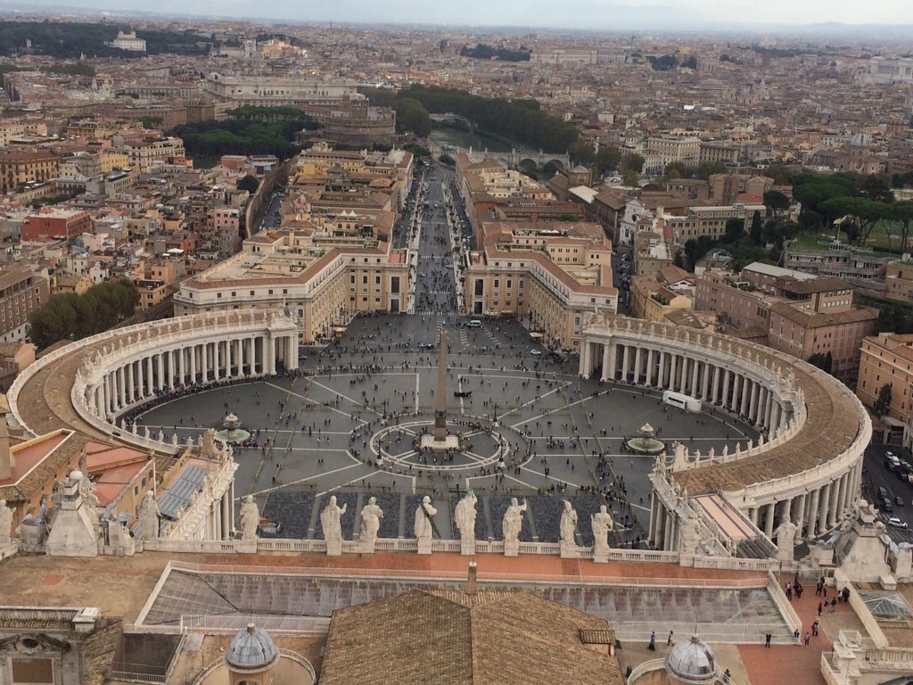 njdnotts's tweet photo. So proud of the girls who made it up to the top of the dome of #StPeters #superviews #Pope #Christianity #happyMissDavis @NGHS_RS @NGHSClassics @NottmGirlsHigh #extraordinary https://t.co/TB1tzfy9E3