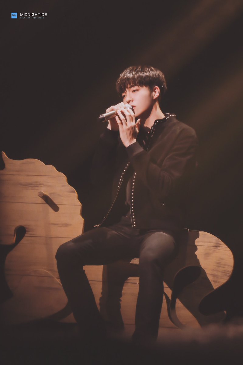 WithLinong's tweet image. LOVE THIS SET OF PHOTOS SO MUCH ❤️🍂