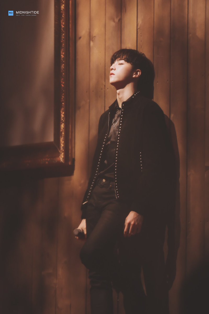 WithLinong's tweet image. LOVE THIS SET OF PHOTOS SO MUCH ❤️🍂