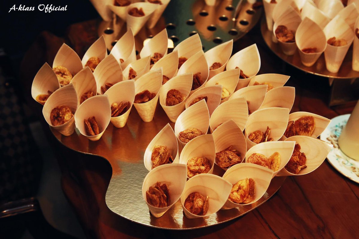 GUBAAwards's tweet photo. Original Ghanaian Jollof, great atmosphere, delicious finger food, fantastic people, positive vibes!!!
Enjoy exclusive pictures from @junesarpong's "Diversify" book launch hosted by @Dentaa_show and @GUBAAwardsUK
Photo Credit: @aklassphotos
#Diversify #BookLaunch #GUBAEvents https://t.co/JoXrkcypdC
