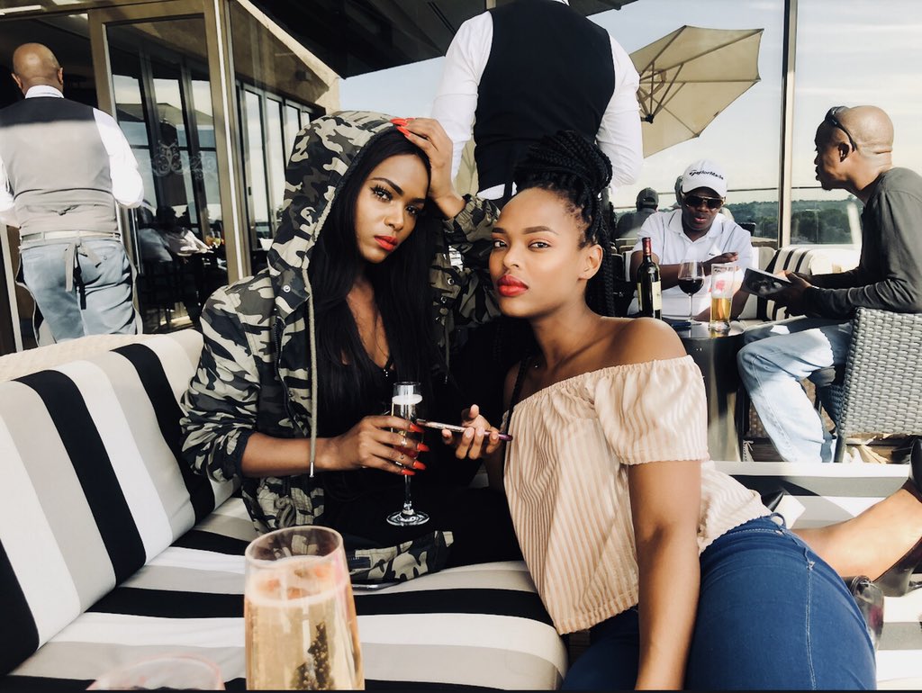 ThandoPeaches's tweet photo. #FlipBackFriday βοΈ
Hey boo @Kgomotso__ https://t.co/Y8kmWBeYy3