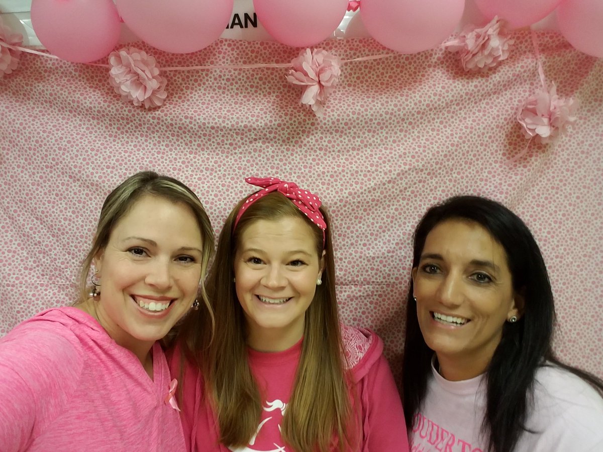 JenWevodau's tweet image. #ICTeamConquerors is rocking the Pink Out today! @SASD_IC #ICRocks #sasdinfo