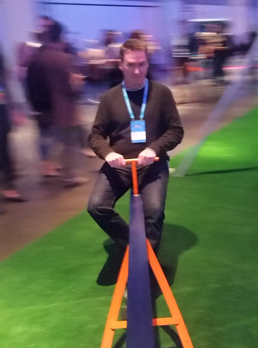 DAulerioMichele's tweet image. FBF: If this isn't the epitome of #datafun I don't know what is! Right @AcumenAnalytics team? #DataVillage #TC18 #NOLA #Tableaufam