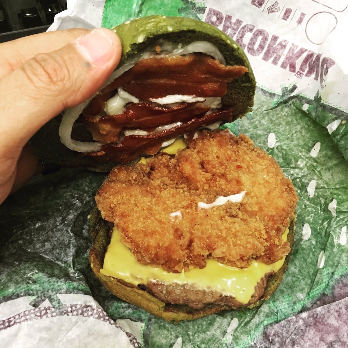 zerobxu's tweet photo. Bacon, bird, and burger. The @BurgerKing “Nightmare King” totally lived up to its hype for taste. I’ll have to report out tomorrow on whether or not it actually gave me nightmares (as it’s purported to do). 
#NightmareKing https://t.co/AXxUogBi9r