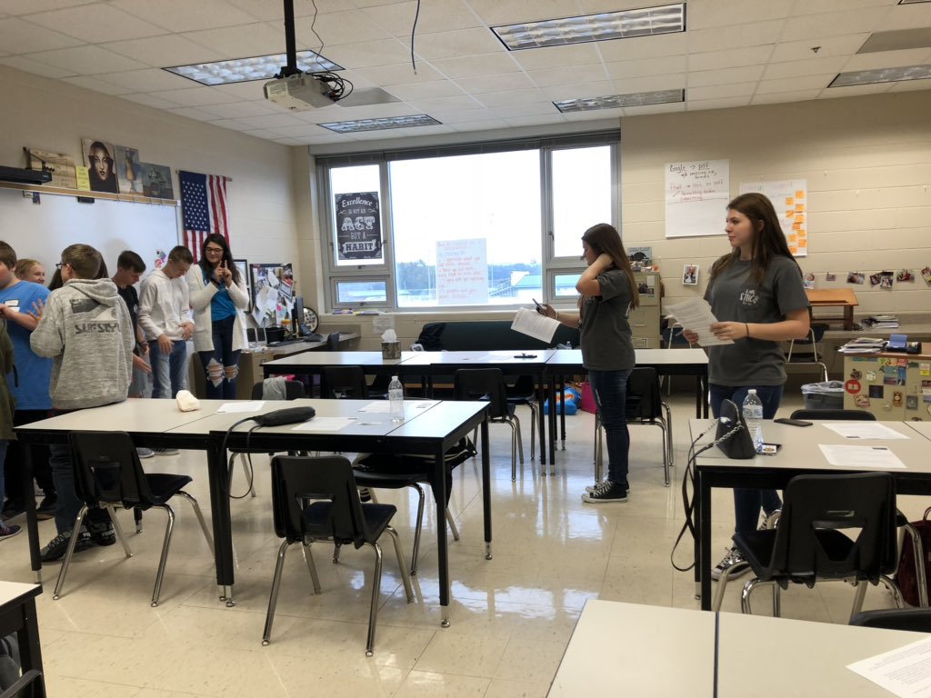 LebanoStuCo's tweet photo. Haley and Emily leading a discussion group! #MASCxSW #RockYouAgain @KevinGLowery https://t.co/oYHP4kosvP