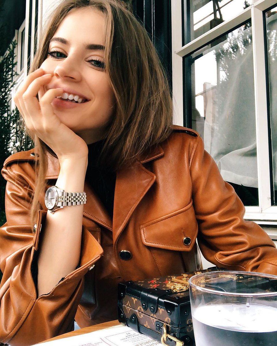 ElisseMoretti's tweet image. ➳ Va, je ne te hais point.