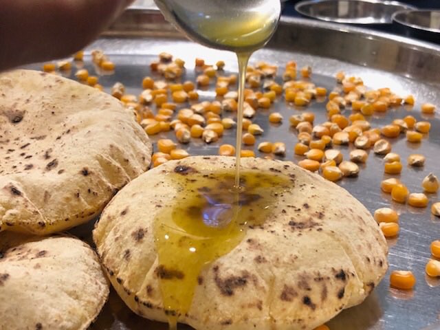ShreeThaker's tweet photo. Bajra, Jowar & Makki Rotlas drizzled with Pure Desi Ghee @ShreeThaker Bhojanalay !! Bhale Padharo!!π
#Grains #IndianGrains #DesiGrains #Smartgrains #Bliss #desi #wholegrains #healthy #mineral #protien #calcium #millet #pearlmillet #Sorghum #corn #Foodies #glutenfree #Ghee https://t.co/sy2XQSpM06
