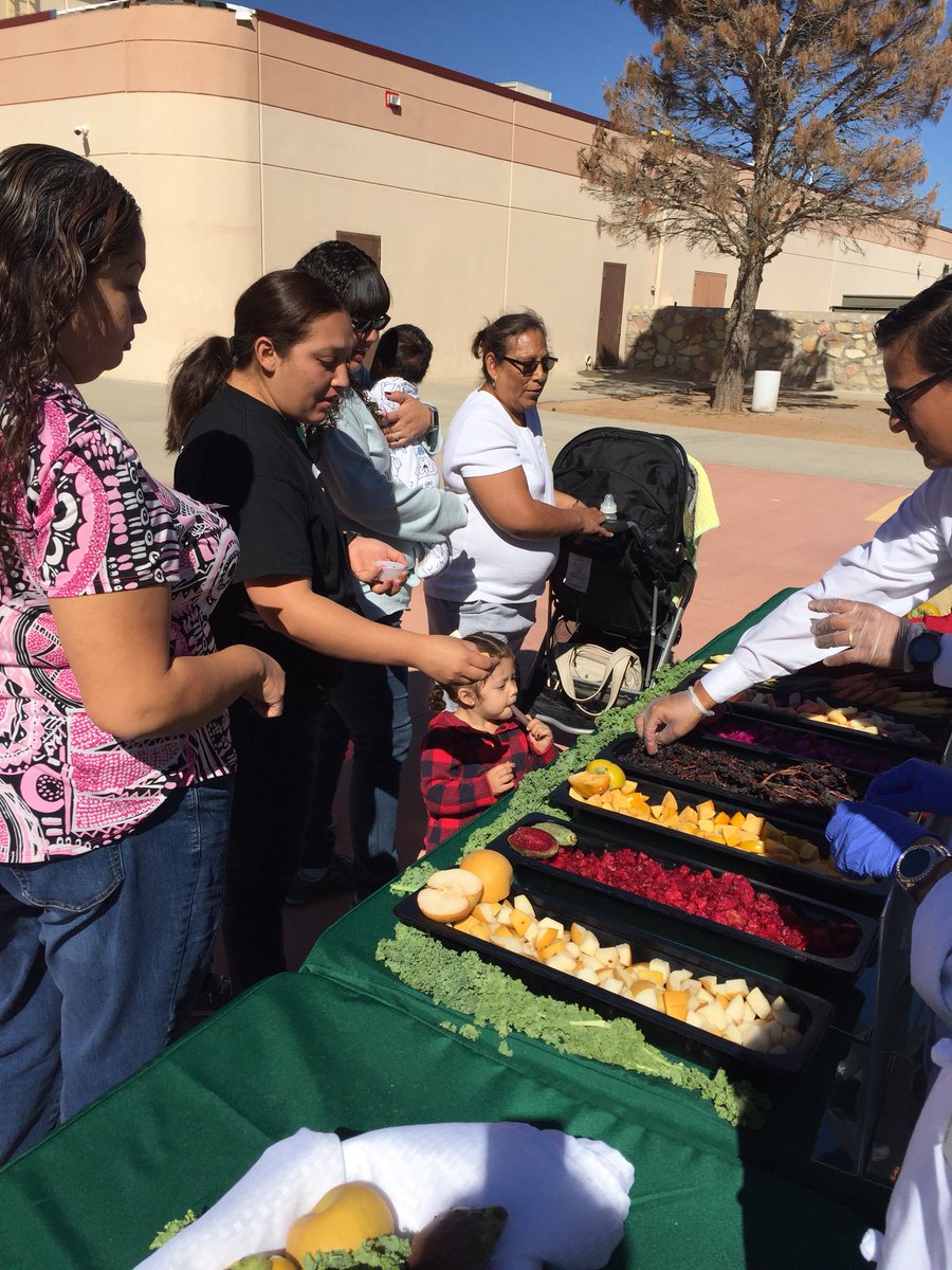 LoboPrincipal's tweet photo. RSE is the host CISD Farmers Market.  Our students are having fun eating heart-smart healthy vegetables and fruits!Great job  RSE Cowboys! https://t.co/Zh0sAEdeks