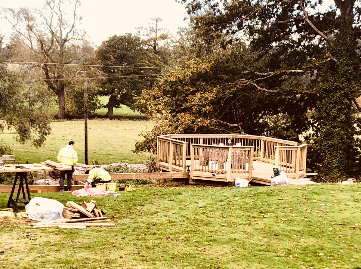 Taking shape....
#bowbrookhouseschool #deckbuilders #outdoorlearning #ISAschools