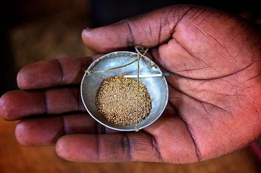 " #DRC’s vast mineral and gold reserves “are not the reasons the conflict began, but...are...fueling the conflicts and allowing them to continue.” 
- <a href="/SashaLezh/">Sasha Lezhnev</a> of <a href="/EnoughProject/">Enough Project</a> &amp; <a href="/TheSentry_Org/">The Sentry</a> 

Read more on our most recent event: buff.ly/2OQ6Ryu