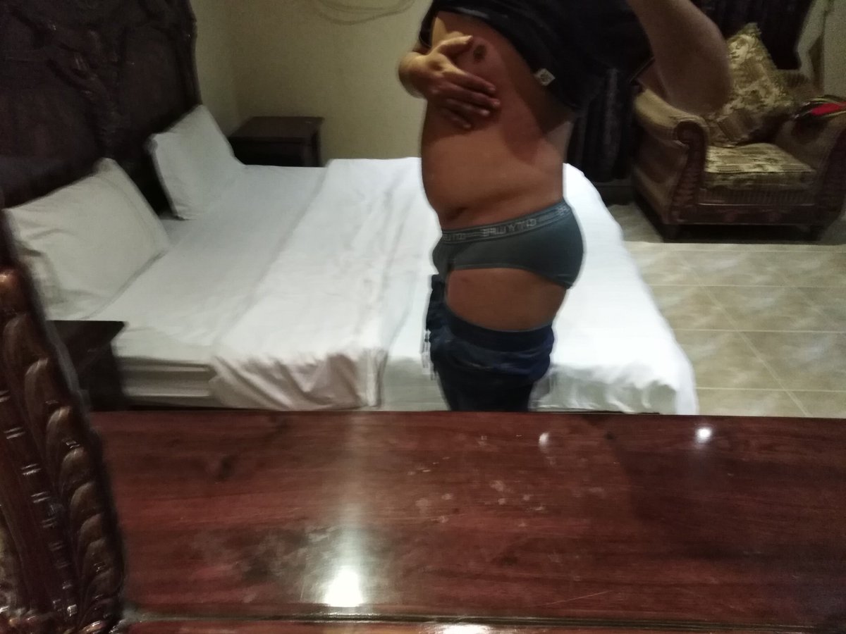 ابي بنت ممحونه من الحفر جاي زياره وماشي