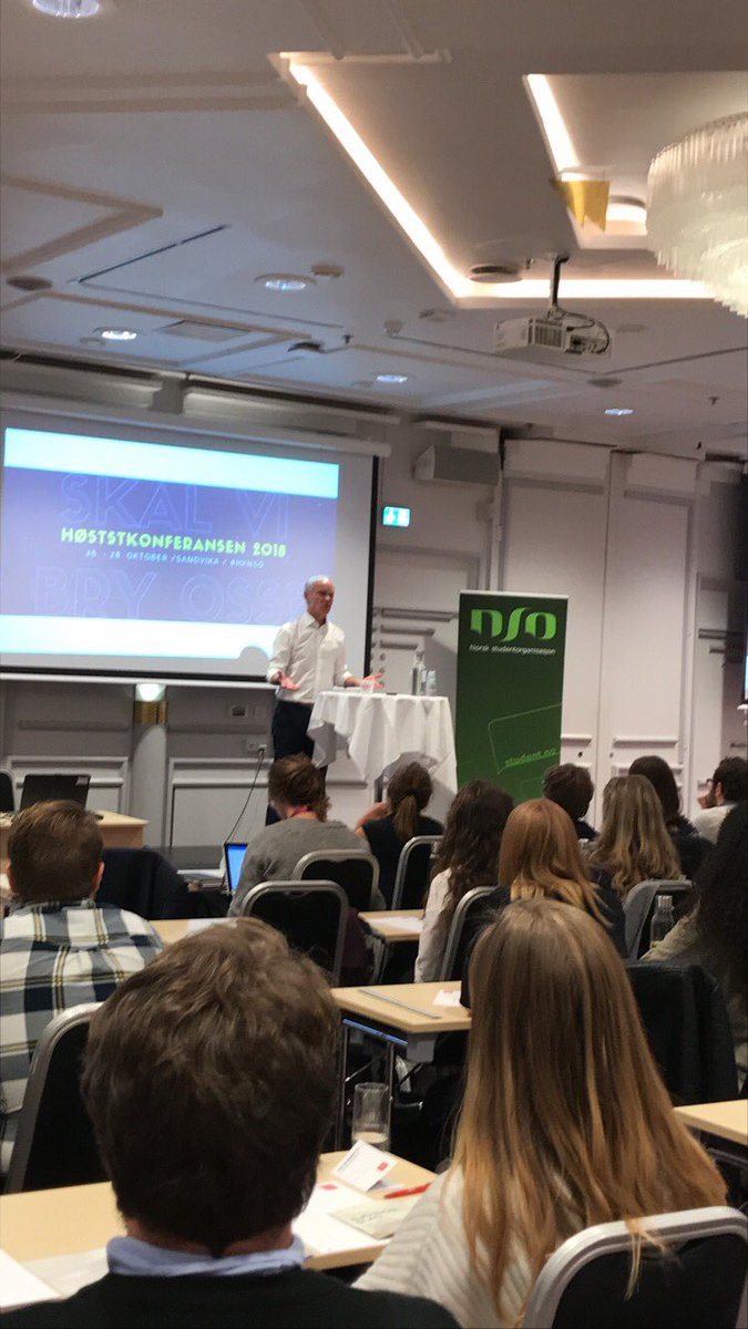 Studentsnakk's tweet photo. Takk til @jantoresanner for å besvare spørsmålet «Hvorfor skal vi bry oss om grunnskole og videregående?» på #HKNSO https://t.co/3YqImWyr14