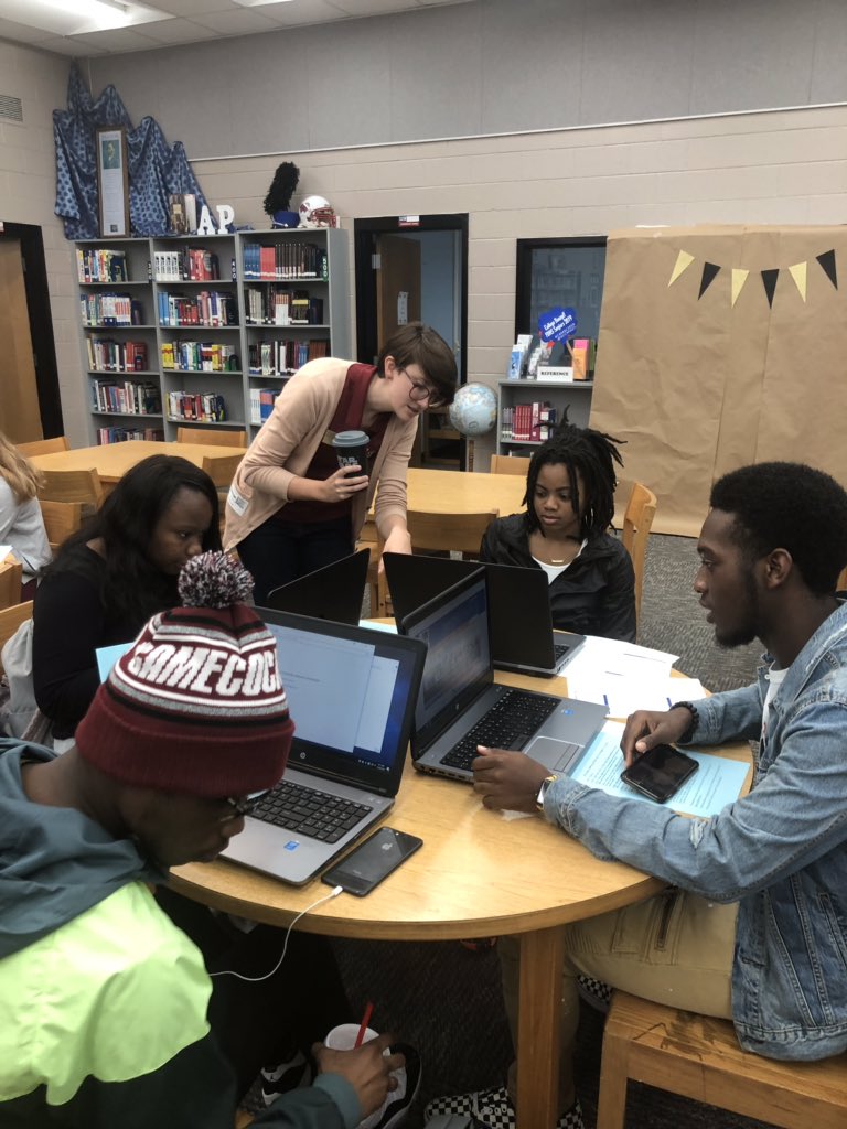 FDHSCommons's tweet image. It's #CAMSC2018 at FDHS today! Thanks to all of the college reps who have joined us and good luck to our seniors! @ClemsonUniv @ECPICCS @DenmarkTechSC @CofCAdmissions @CSU_Admissions @MorrisColl1908 @FDPatriot