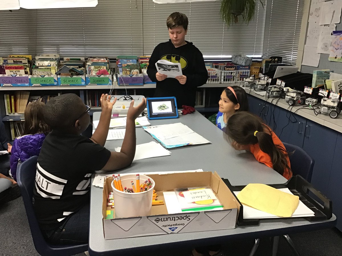 mickschdale's tweet photo. 7th Graders sharing RRW writing pieces with the 5th Graders #rtlearns #d56acheives https://t.co/iUnk4wCGxu