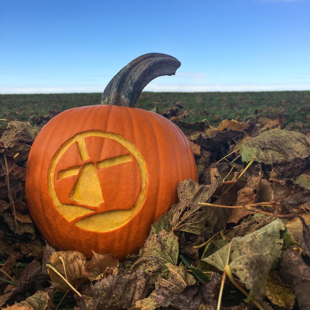 diamondvogel's tweet photo. Happy National Pumpkin Day! How fun is this Diamond Vogel inspired pumpkin?! π
#Pumpkin #NationalPumpkinDay #Holiday #PumpkinSpice #PumpkinHue #JackOLantern #FallInSeason #Fall #Harvest #Gourds #Color #FallColor #Carving #PumpkinCarving #Windmill #DiamondVogel https://t.co/HpWQXZ3Twx