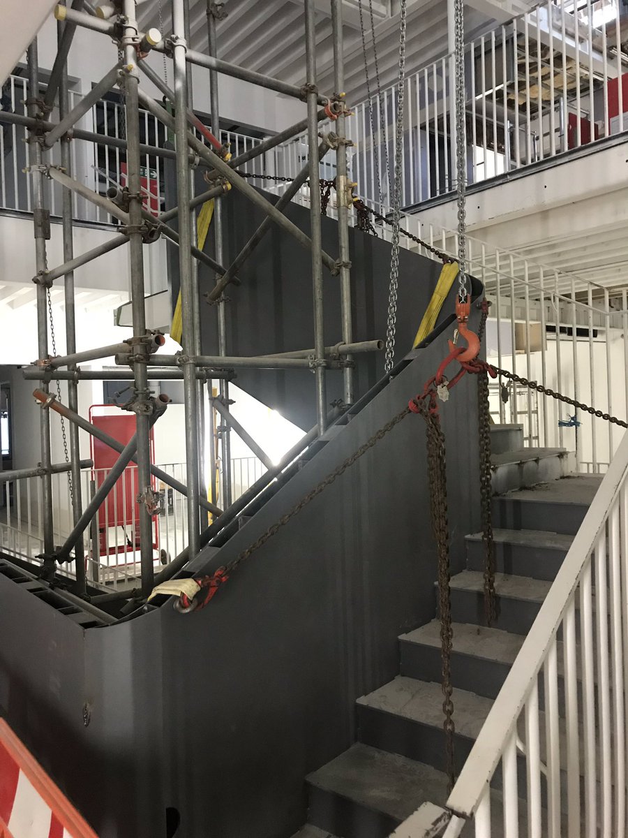 JMumford_HTS's tweet photo. #teamsteel walking tour to 3 sites around Shoreditch. Some great refurbs on show! #folgate #princelet #quaker https://t.co/Wfrc7xz9Ir