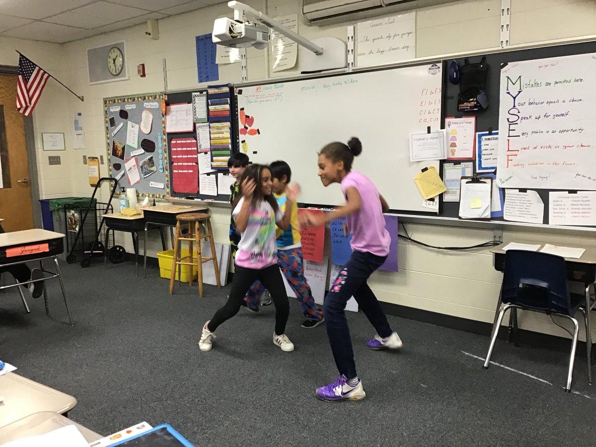 mickschdale's tweet photo. First 5th grade Gotcha dance incentive...checkout those moves! #rtlearns #d56acheives https://t.co/ajJKlbym4U