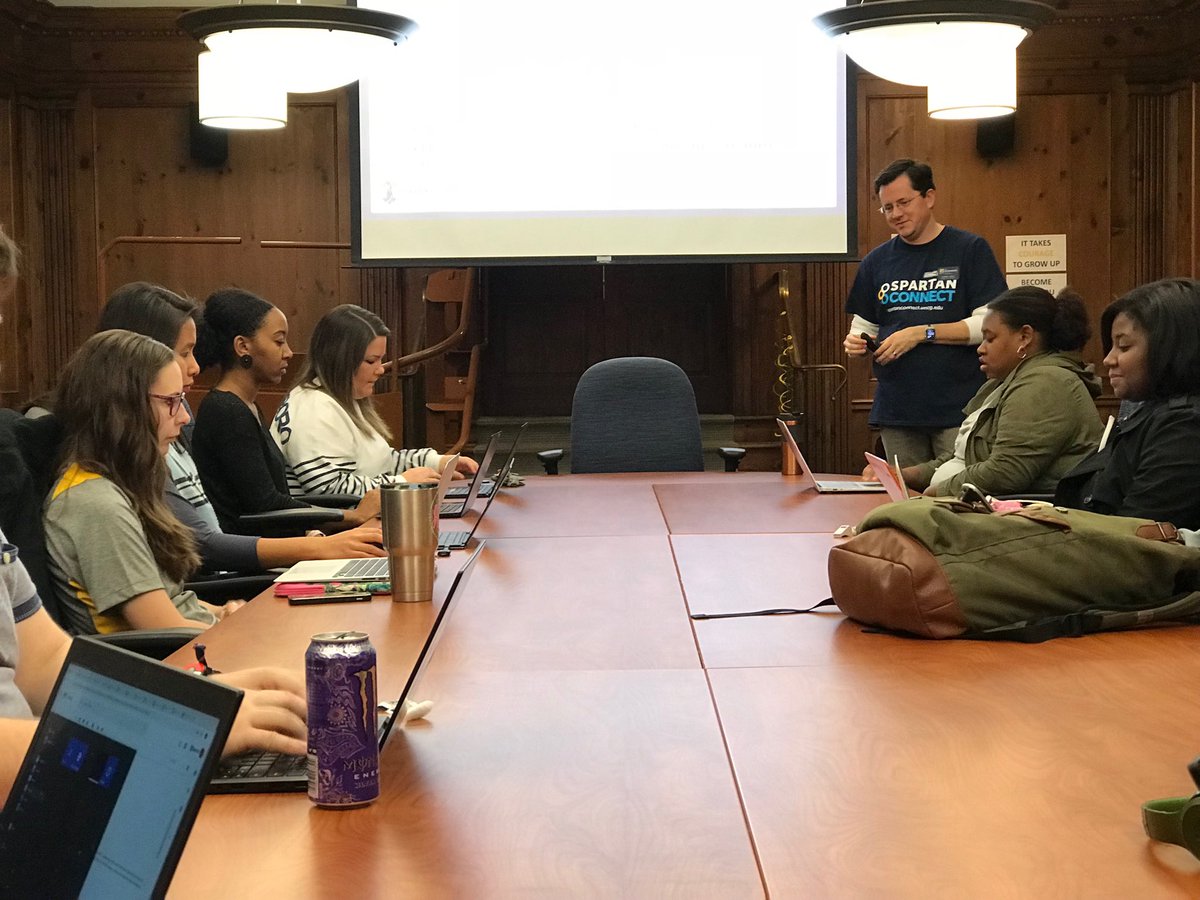 ⁦@UNCG_SA⁩ ⁦<a href="/HRLrecruitment/">UNCG HRL Recruitment</a>⁩ ⁦<a href="/UNCGHRL/">UNCG HRL</a>⁩ #uncgway staff learning on a Friday morning- what? Yeeeesss! George Still-DSA Director of Assessment