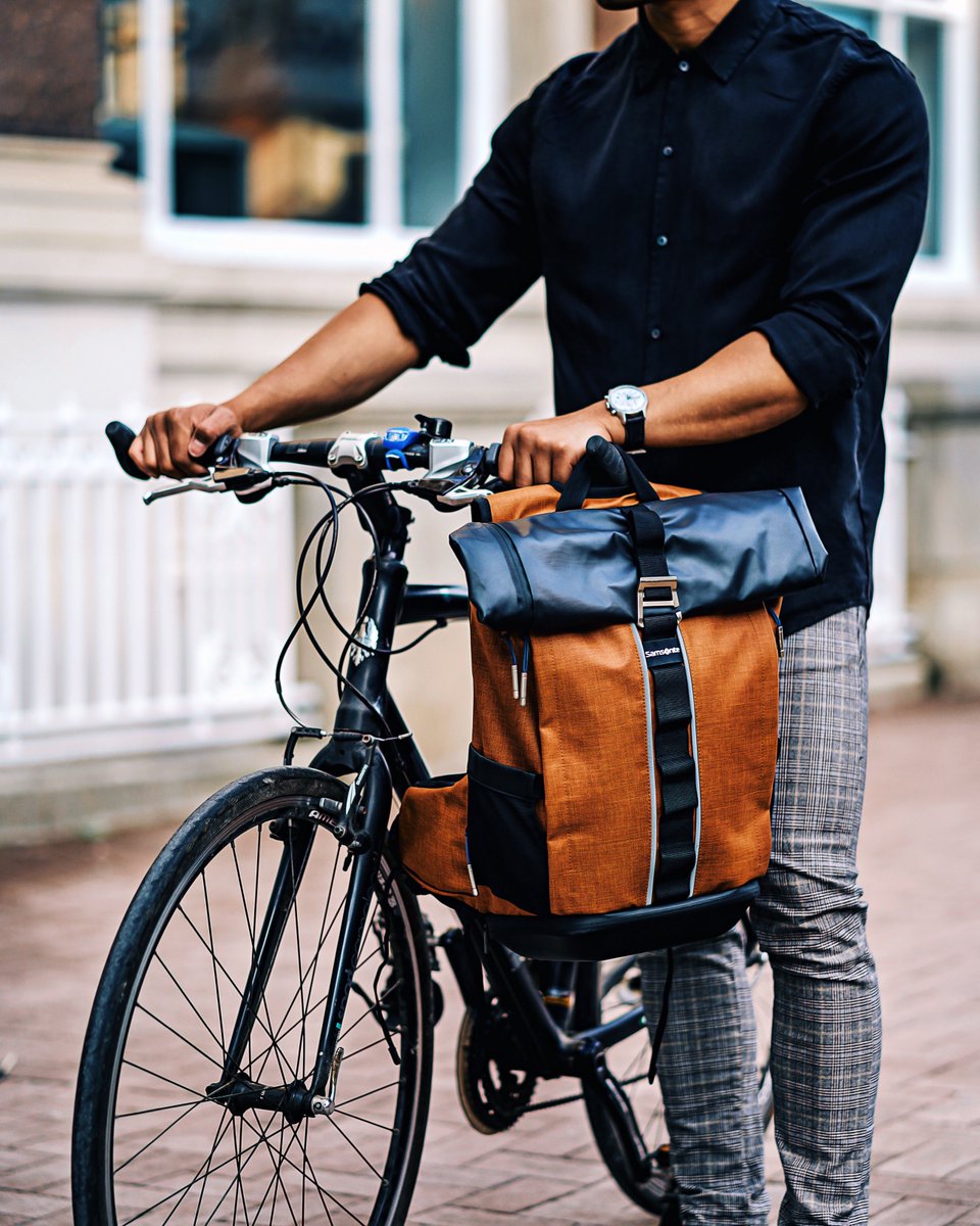 MySamsonite's tweet photo. On the move with #2WM. #BackToBusiness https://t.co/m0rYZMvxLM