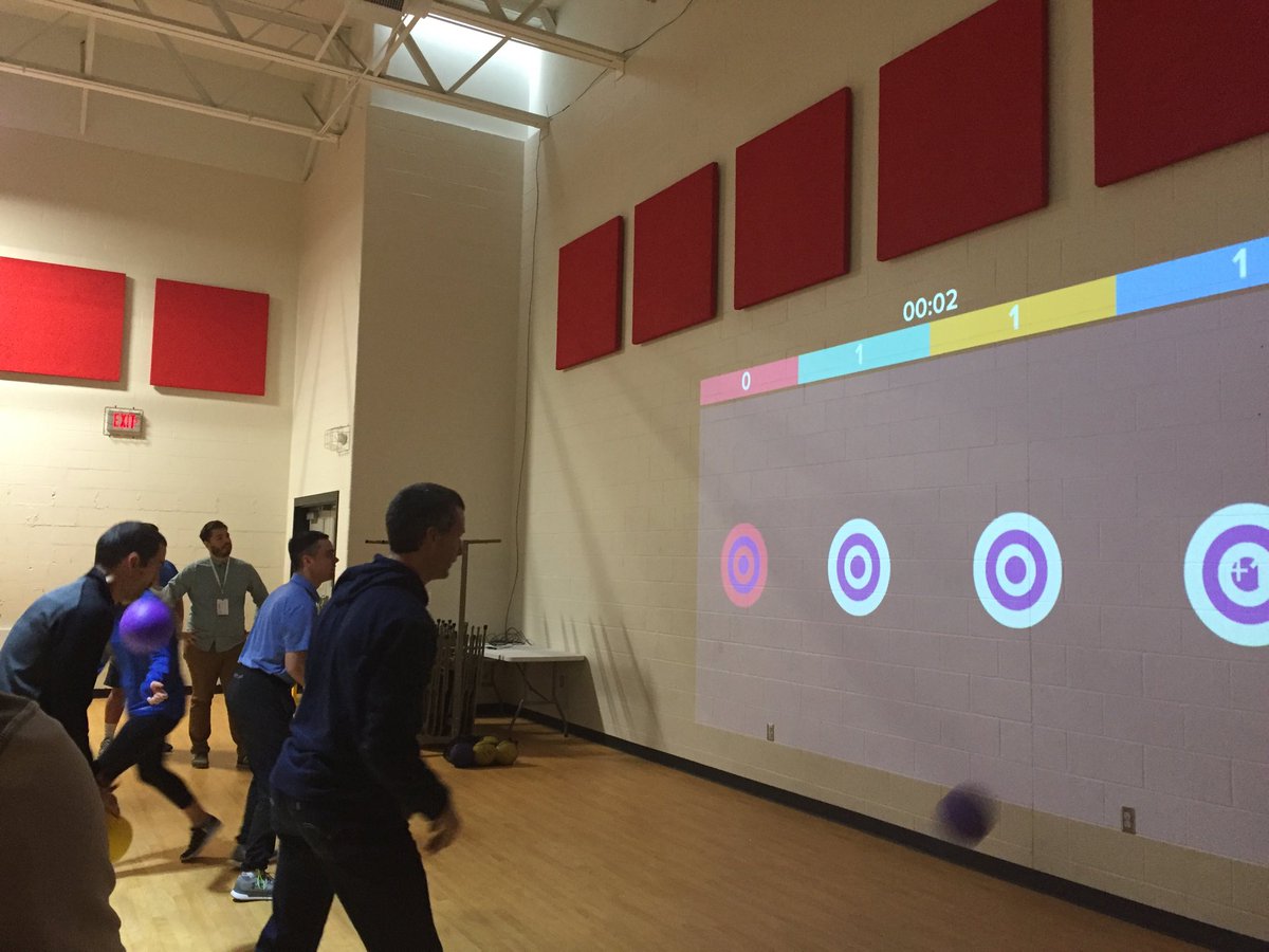 HealthFinn's tweet image. Proud to be spending the day with area PE/Health teachers.  Thank you Maple Grove and Lu Interactive!  #e2ccb#perocks!