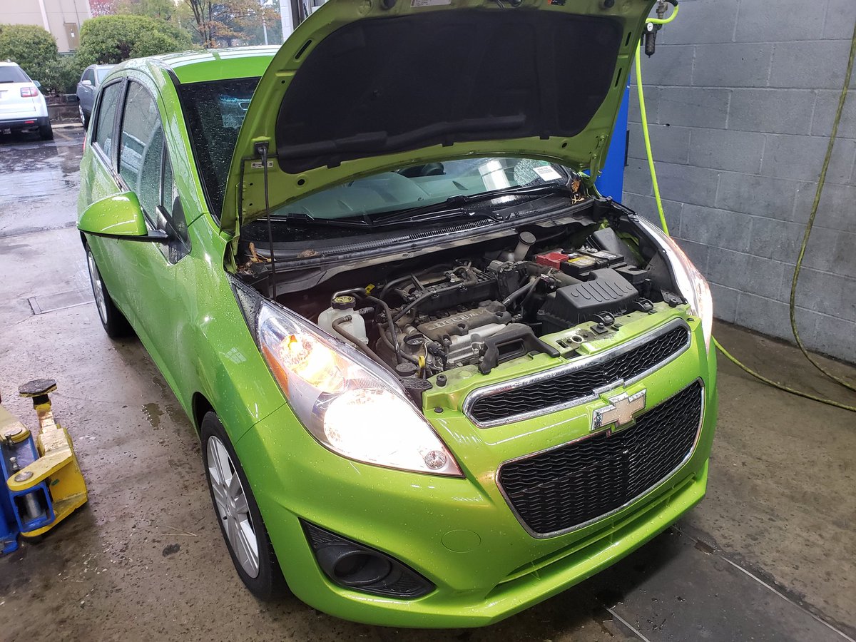 TheRealObie29's tweet photo. Big ups to @chevrolet for producing a limited run of signature #GreenArmy Sparks. The Official Economical Fuel saving ride of Obie and #TeamTwoNine 😂🤣😂🏁🏁🏁 https://t.co/rZVb6vzVsK