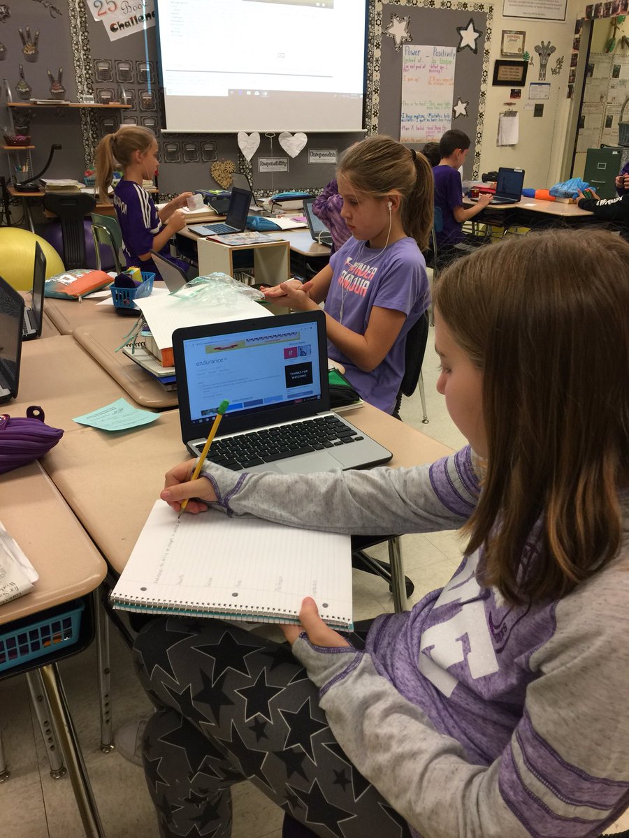 kristen_knorr's tweet photo. Funday Friday Personalized Learning. #signlanguage #languagestudy #molecube #intrumentlessons our future novelists, translators, musicians, and engineers. 👀 out. @JaneenPeretin https://t.co/3bqRPpdWOp