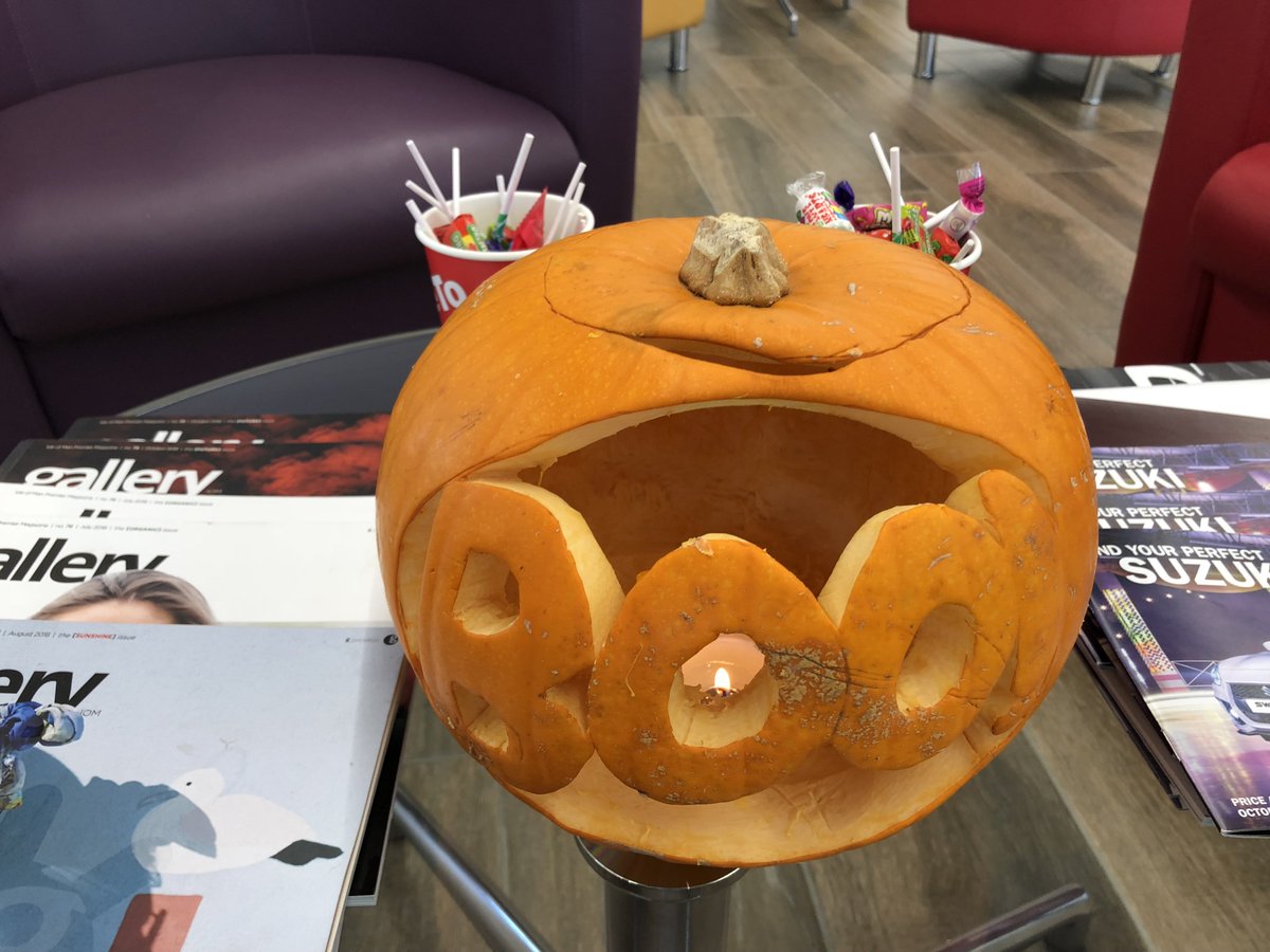 👻🎃🧛‍♂️🧙‍♀️Colleagues have brought in carved pumpkins - everyone has made a really good effort!!

We are excited about our Spooktactular weekend with their fancy dress sorted &amp; plenty of sweets knocking around for the kids.

We look forward to seeing you here!!! 👻🎃🧛‍♂️🧙‍♀️