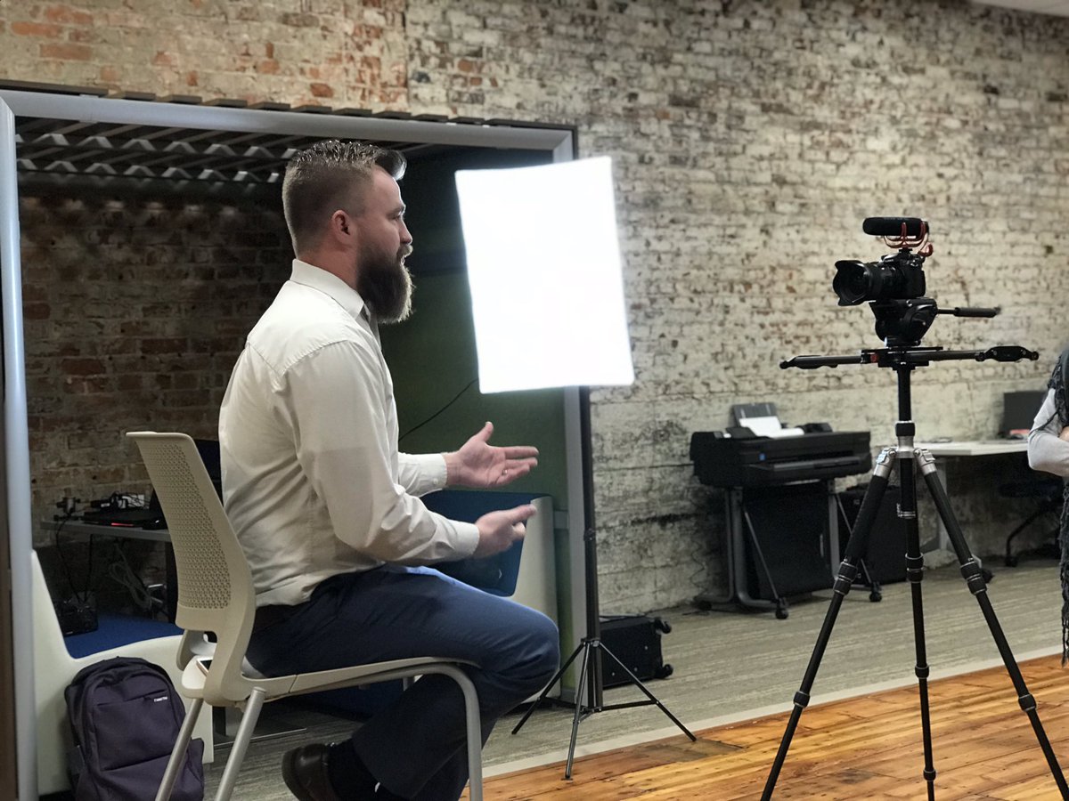 spark_tank's tweet image. Such a great day yesterday working with @Table20Iowa on @spark_tank promotion. It was great to see individuals model for our students what its like to live out your passions! #partnershipsmatter #futurereadyiowa