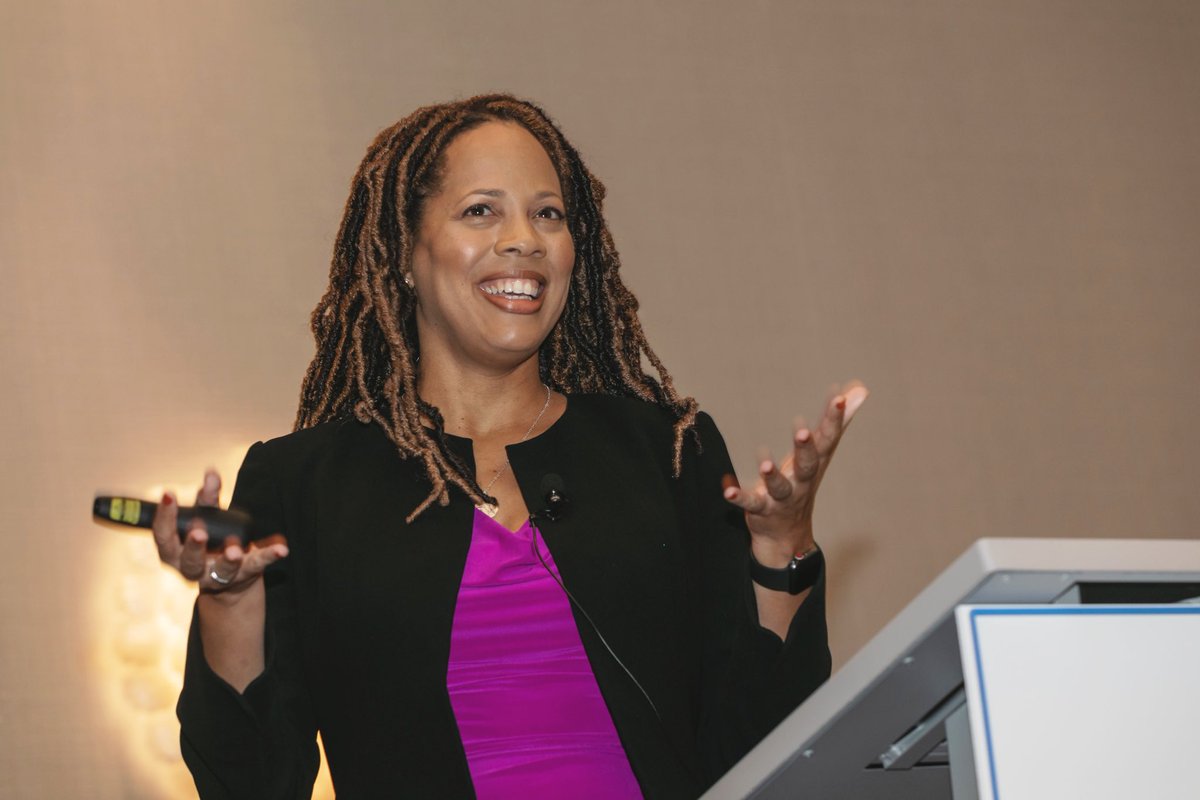 savannah_simons's tweet photo. Last week, @AlisahahMD spoke at #ValueBased2018 to share how @AtriumHealth is enhancing community health through community partnerships & collaborations, technology and innovation. https://t.co/0uZGA5MHHw